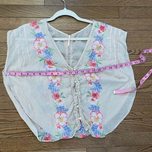 Free People REVOLVE Gardenia Floral Bohemian Lightweight Blouse - Picture 13 of 16